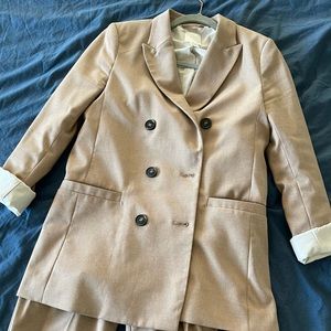 H&M beige suit